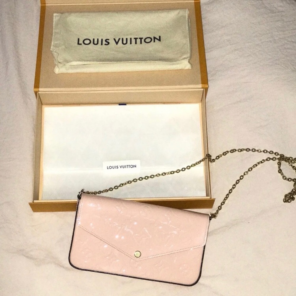 Louis Vuitton Felicie Pochette in rose ballerine